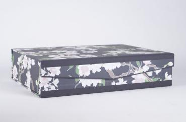 Black box "Yozakura"